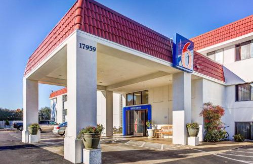 Tigard Hotel | Motel 6-Portland, OR - Tigard West