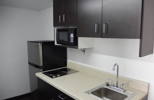 Portland Hotel | Motel 6 Portland, TX