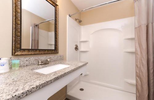 Putnam Hotel | Motel 6 Putnam CT