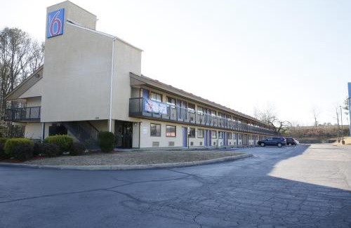 North Chesterfield Hotel | Motel 6-Richmond, VA - Midlothian Turnpike