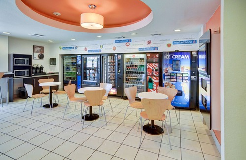 Roanoke Hotel | Motel 6 Roanoke, TX - Northlake - Speedway