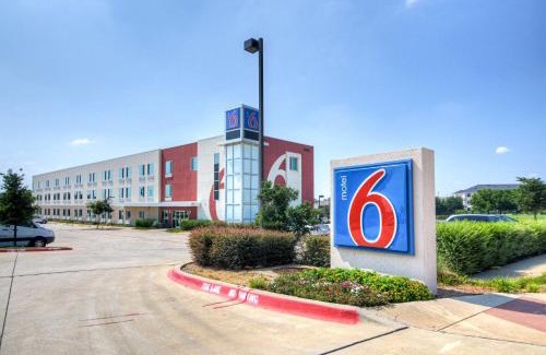 Roanoke Hotel | Motel 6-Roanoke, TX - Northlake - Speedway