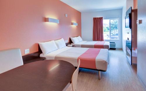 Roanoke Hotel | Motel 6-Roanoke, TX - Northlake - Speedway