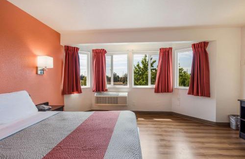 Rohnert Park Hotel | Motel 6-Rohnert Park, CA