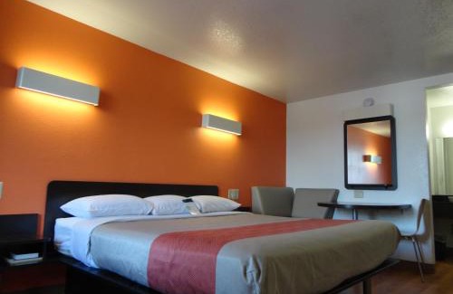 Round Rock Hotel | Motel 6-Round Rock, TX