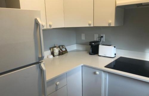 Saanichton Hotel | Motel 6-Saanichton, BC - Victoria Airport