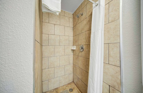 North San Antonio - SAT Hotel | Motel 6 San Antonio, TX – I-35 North Corridor