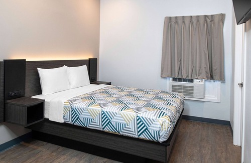 Central San Pedro Hotel | Motel 6 San Pedro, CA – Port Of Los Angeles