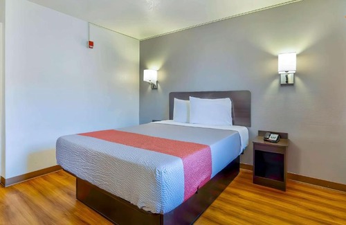 Santa Rosa Hotel | Motel 6-Santa Rosa, NM