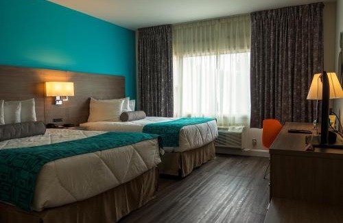 Algoma District Hotel | Motel 6 Sault Ste. Marie, ON