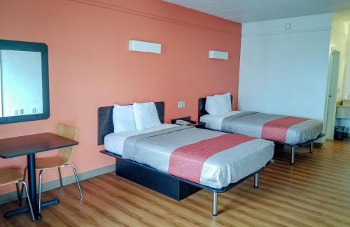 Seaford Hotel | Motel 6-Seaford, DE