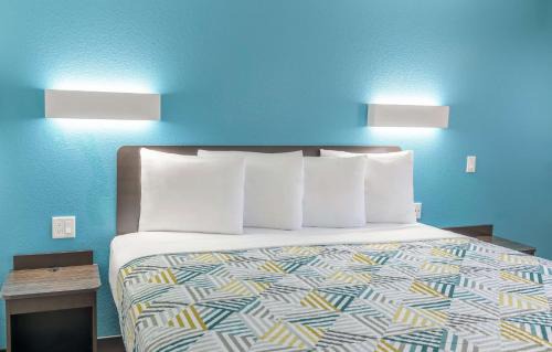Sedalia Hotel | Motel 6-Sedalia, MO