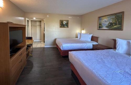 Selma Hotel | Motel 6 Selma, CA