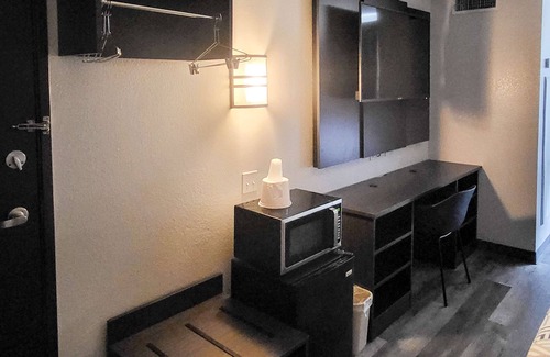 Sinton Hotel | Motel 6 Sinton, TX