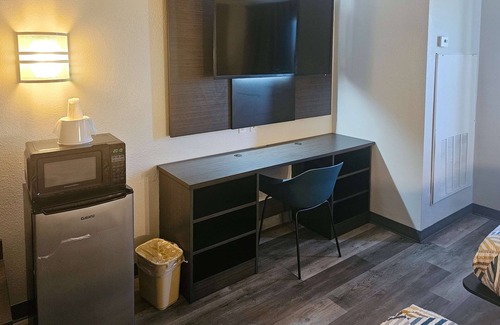 Sinton Hotel | Motel 6 Sinton, TX