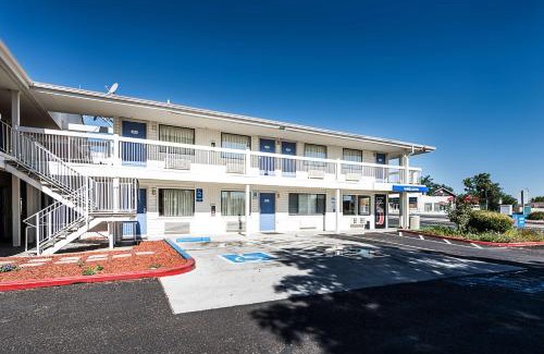 Sparks Hotel | Motel 6-Sparks, NV - Airport - Sparks