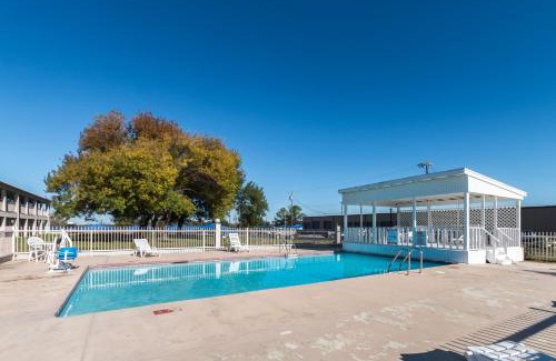Stephenville Hotel | Motel 6-Stephenville, TX