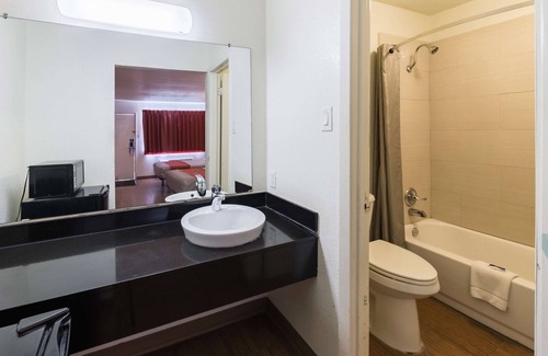 Stephenville Hotel | Motel 6 Stephenville, TX