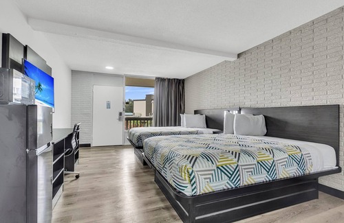 Summerville Hotel | Motel 6 Summerville, SC – Charleston