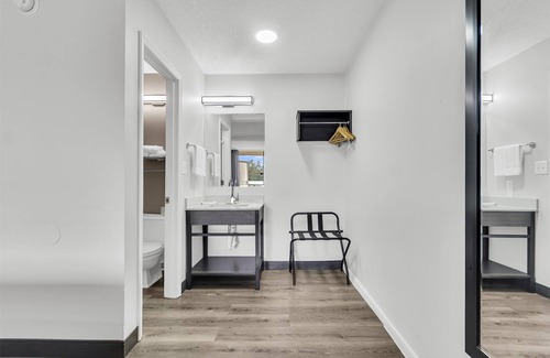 Summerville Hotel | Motel 6 Summerville, SC – Charleston