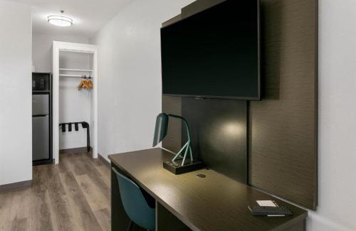 Tempe Hotel | Motel 6 Tempe, AZ Elliot Road