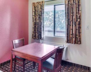 Texarkana Hotel | Motel 6 Texarkana, TX
