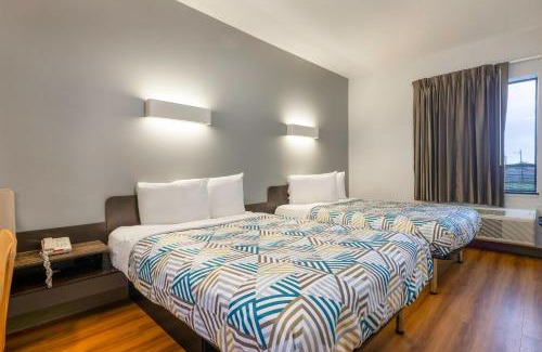 Texas City Hotel | Motel 6 Texas City I-45