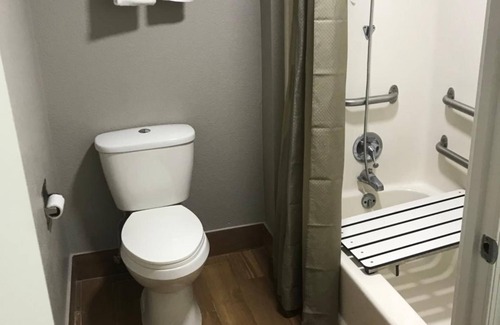 Troutville Hotel | Motel 6 Troutville, VA