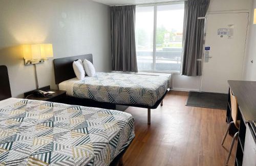 Troy Hotel | Motel 6-Troy, OH