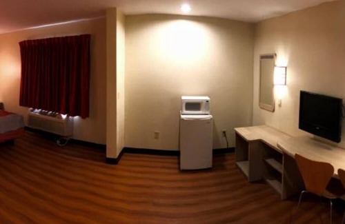 Urbana Hotel | Motel 6 Urbana, IL