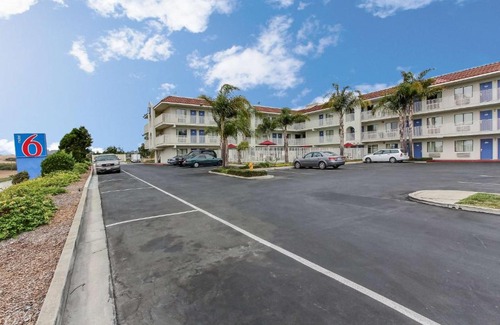Watsonville Hotel | Motel 6-Watsonville, CA - Monterey Area