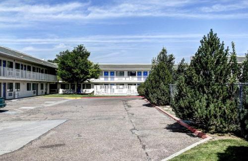 Wells Hotel | Motel 6 Wells