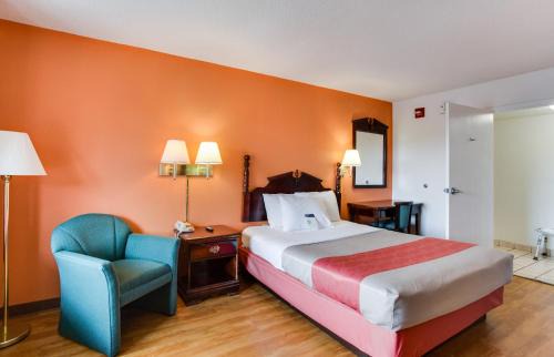 White House Hotel | Motel 6-White House, TN