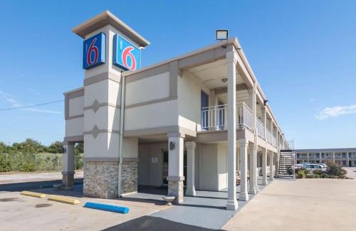 Wichita Falls Hotel | Motel 6-Wichita Falls, TX - North