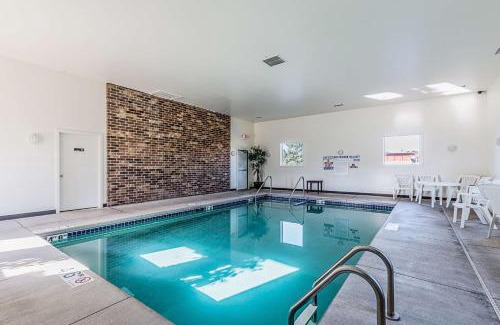Wisconsin Rapids Hotel | Motel 6-Wisconsin Rapids, WI