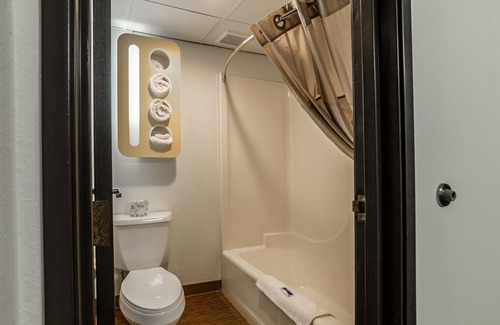 York Hotel | Motel 6 York, NE
