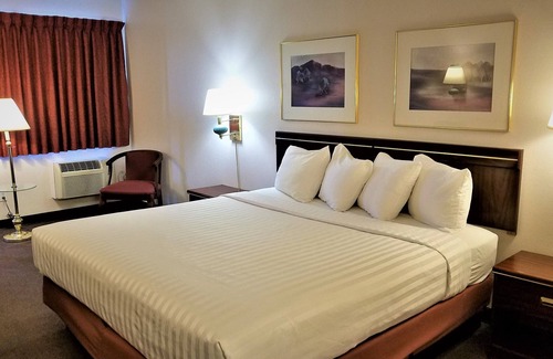 Laramie Hotel | Motel 8 Laramie