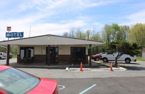 Dalton Hotel | Motel 81