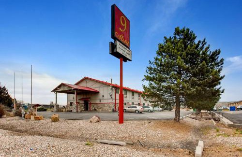 Fort Collins Hotel | Motel 9