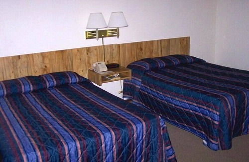 Hixton Hotel | Motel 95 and Campground