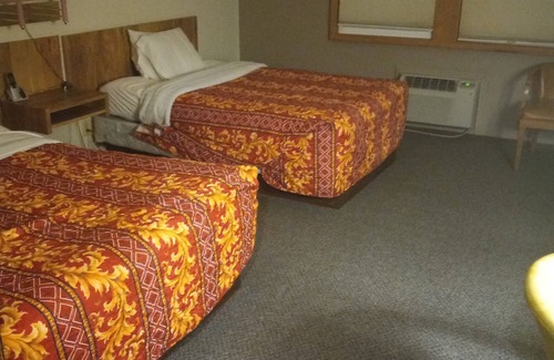 Hixton Hotel | Motel 95 & campground