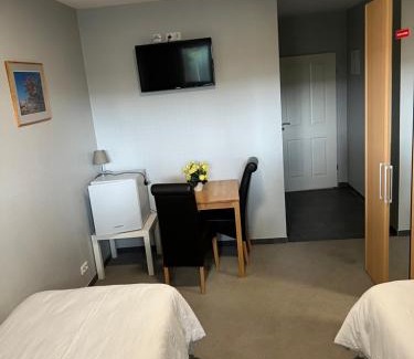 Neumuenster House | Motel am Outletcenter