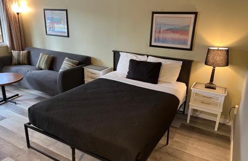 East Kootenay Hotel | Motel Bavaria