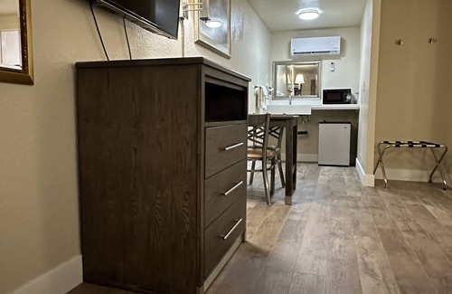 Munds Park Hotel | Motel In The Pines