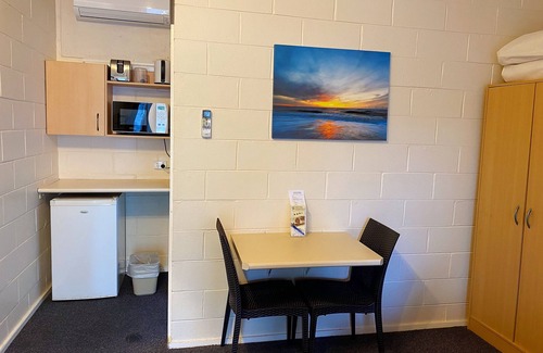 South Kempsey Hotel | Motel Kempsey-No Pets Allowed