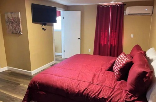 Gilbertsville Hotel | Motel @ Kentucky Lake. The bicycle room.