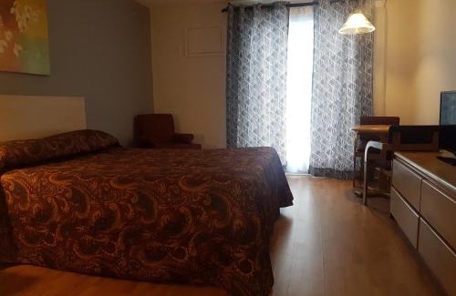 Buckingham Hotel | Motel les Pignons Verts