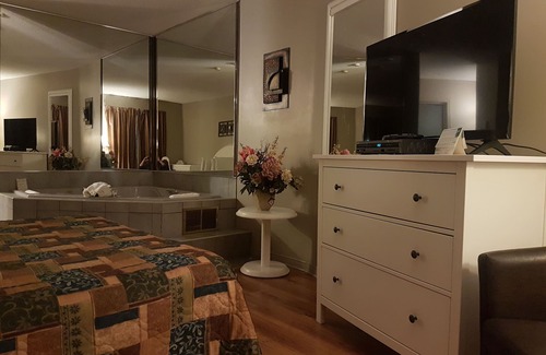 Buckingham Hotel | Motel Les Pignons Verts