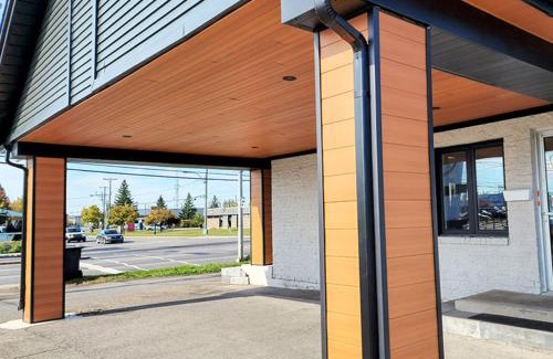 Les Moulins Regional County Municipality Hotel | Motel Mascouche