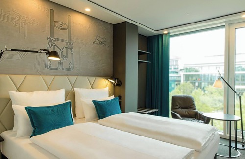 Alte Heide-Hirschau Hotel | Motel One Munich - Parkstadt Schwabing